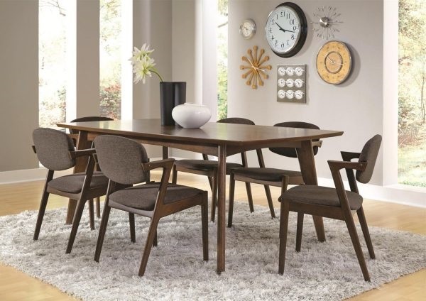 Mẫu bàn ăn đẹp chuẩn phong cách Bắc Âu
