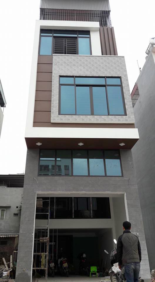thi công nội thất nhà ống mặt phố tại long biên