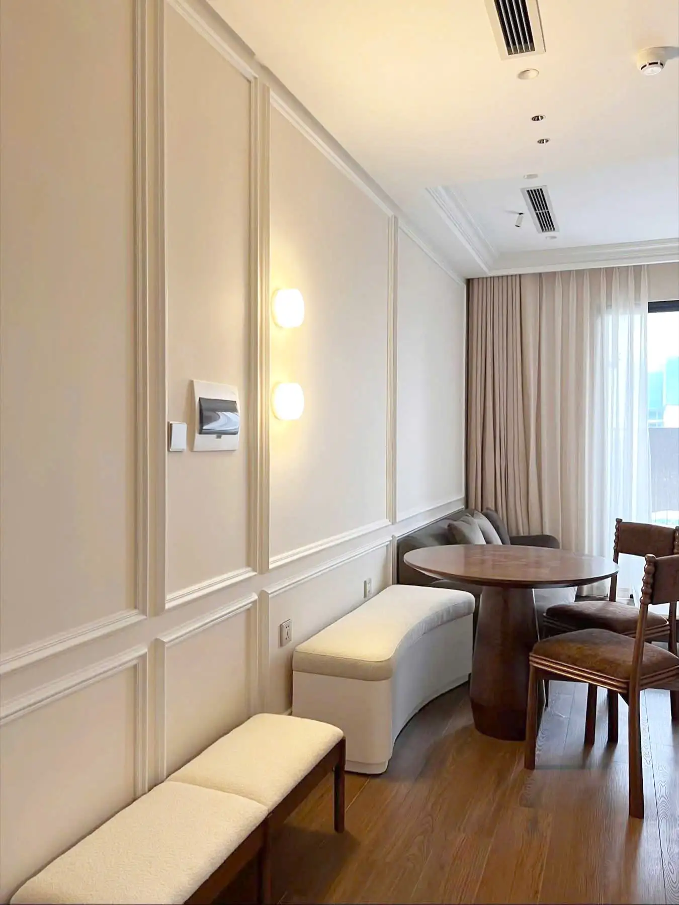 Căn hộ hiện đại tối giản do nội thất Agoo thi công