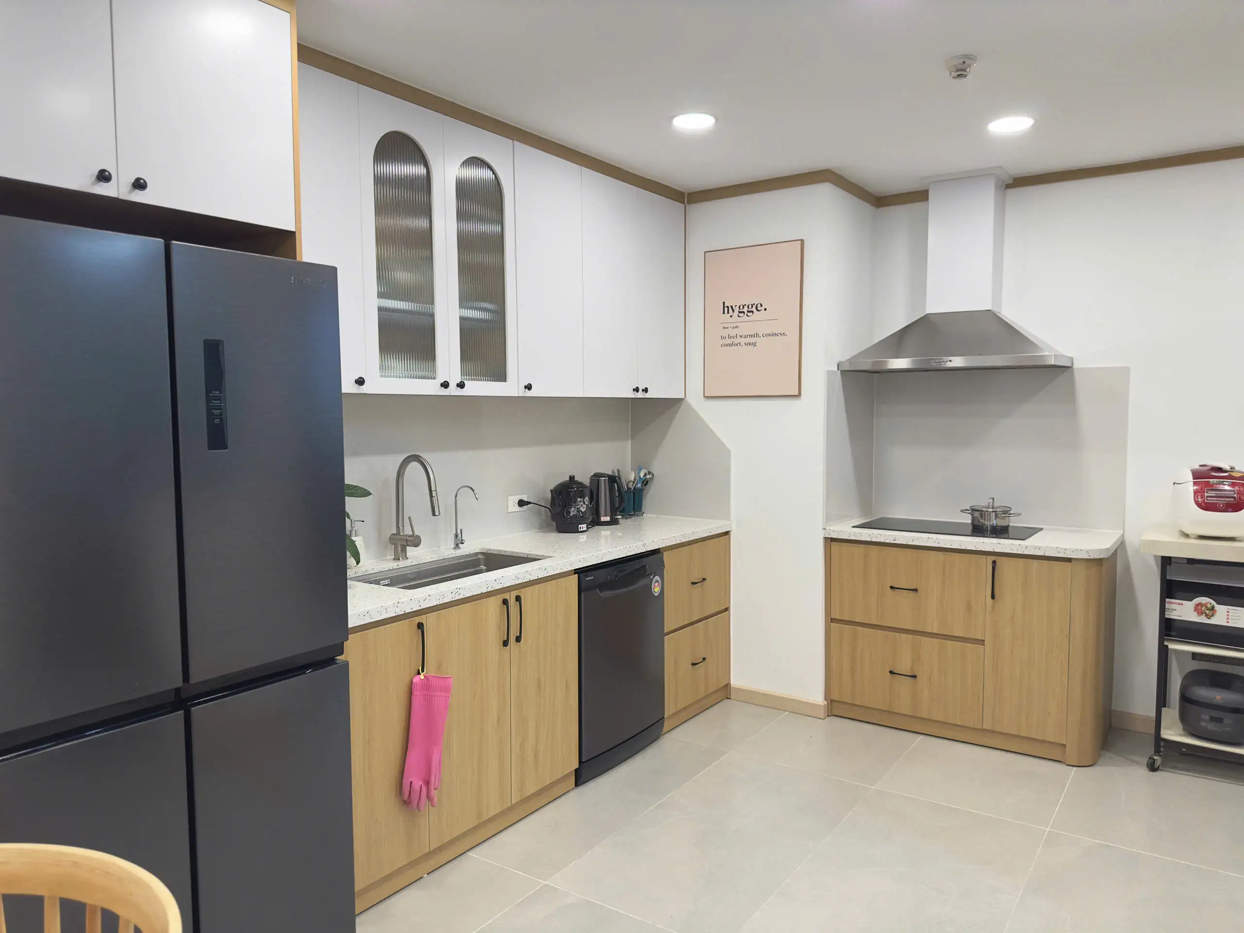 Khu vực phòng bếp căn tập thể cũ sau khi cải tạo