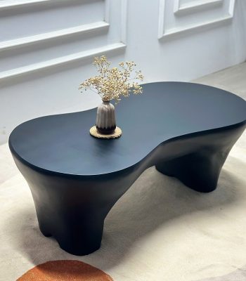 Bàn trà Pebble Ash – nơi triết lý Wabi-sabi hiện diện trong từng đường cong thủ công huyền bí