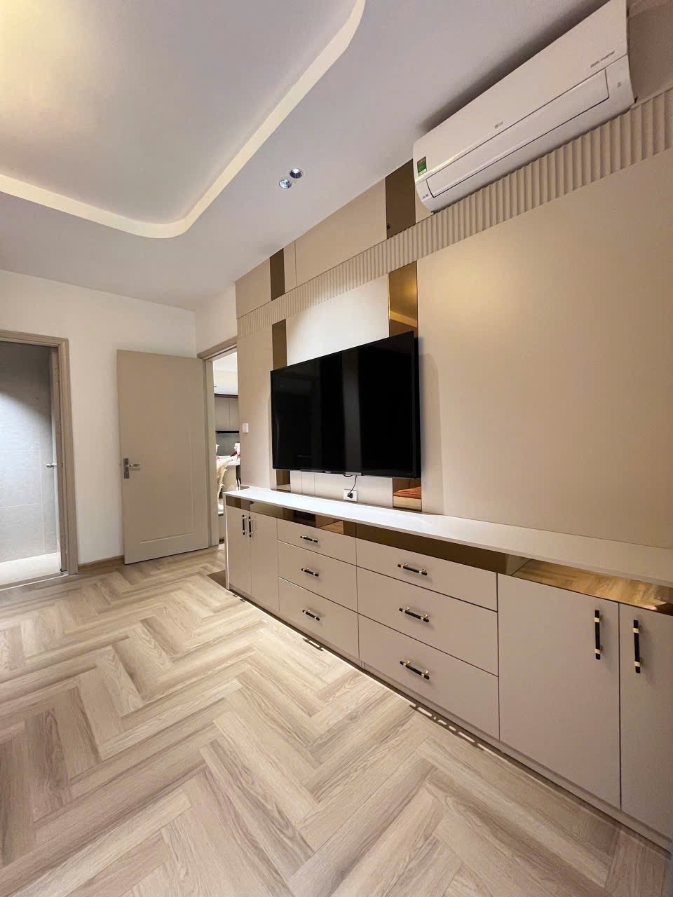 Căn Hộ 2 Phòng Ngủ “Scandinavian Hiện Đại” Tại Vinhomes Times City Hà Nội